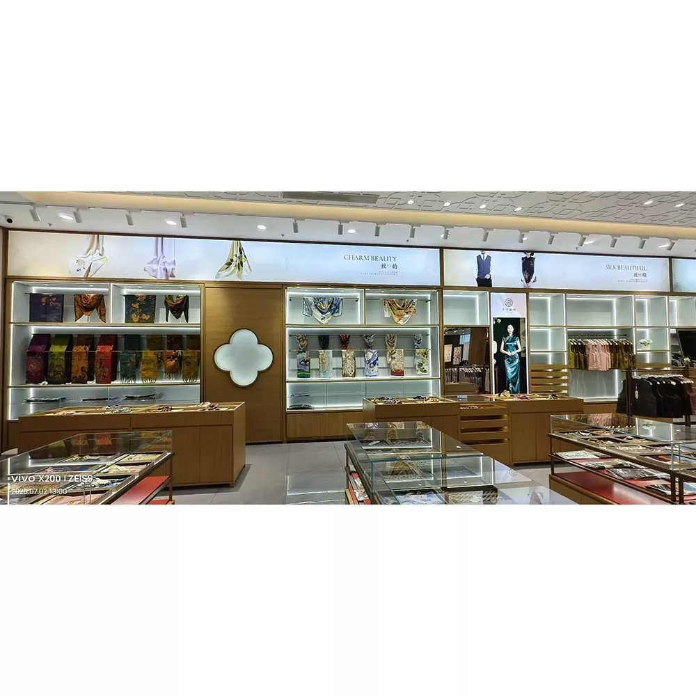 Expositor de roupas femininas de vidro